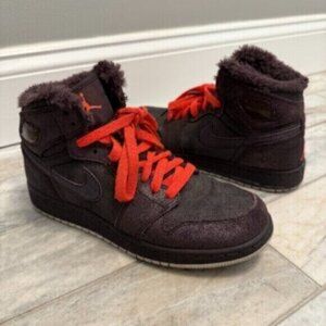 Nike Air Jordan 1 Retro High Premium Girls youth size 6 (women's SZ 7.5) sneaker